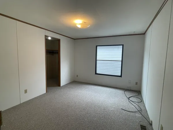 $110,900 | 229 Cadgewith East, Lansing, MI 48906