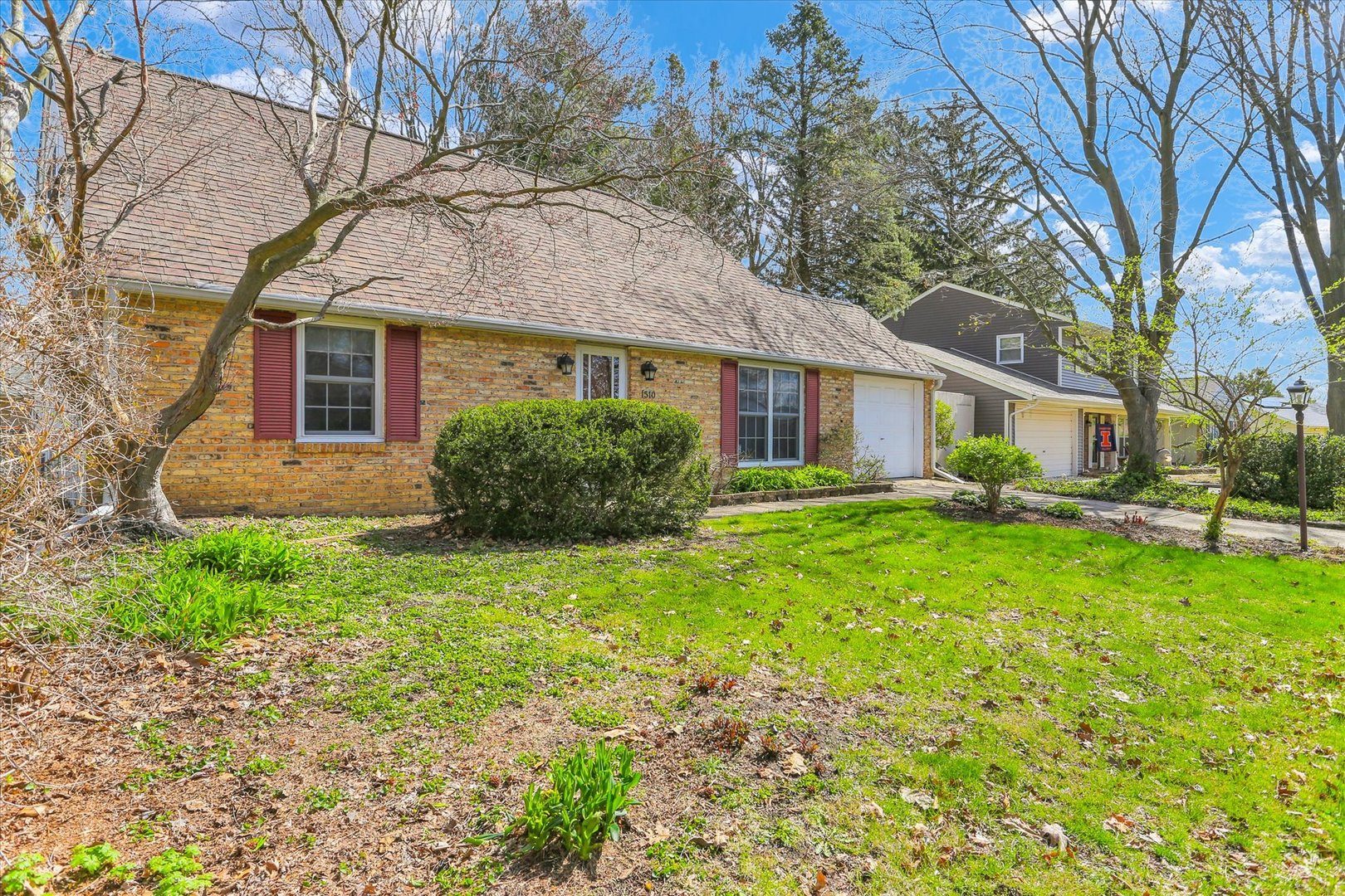 1510 Rutledge Drive Urbana, IL 61802 - Photo 2 of 27 Gallery Image 2