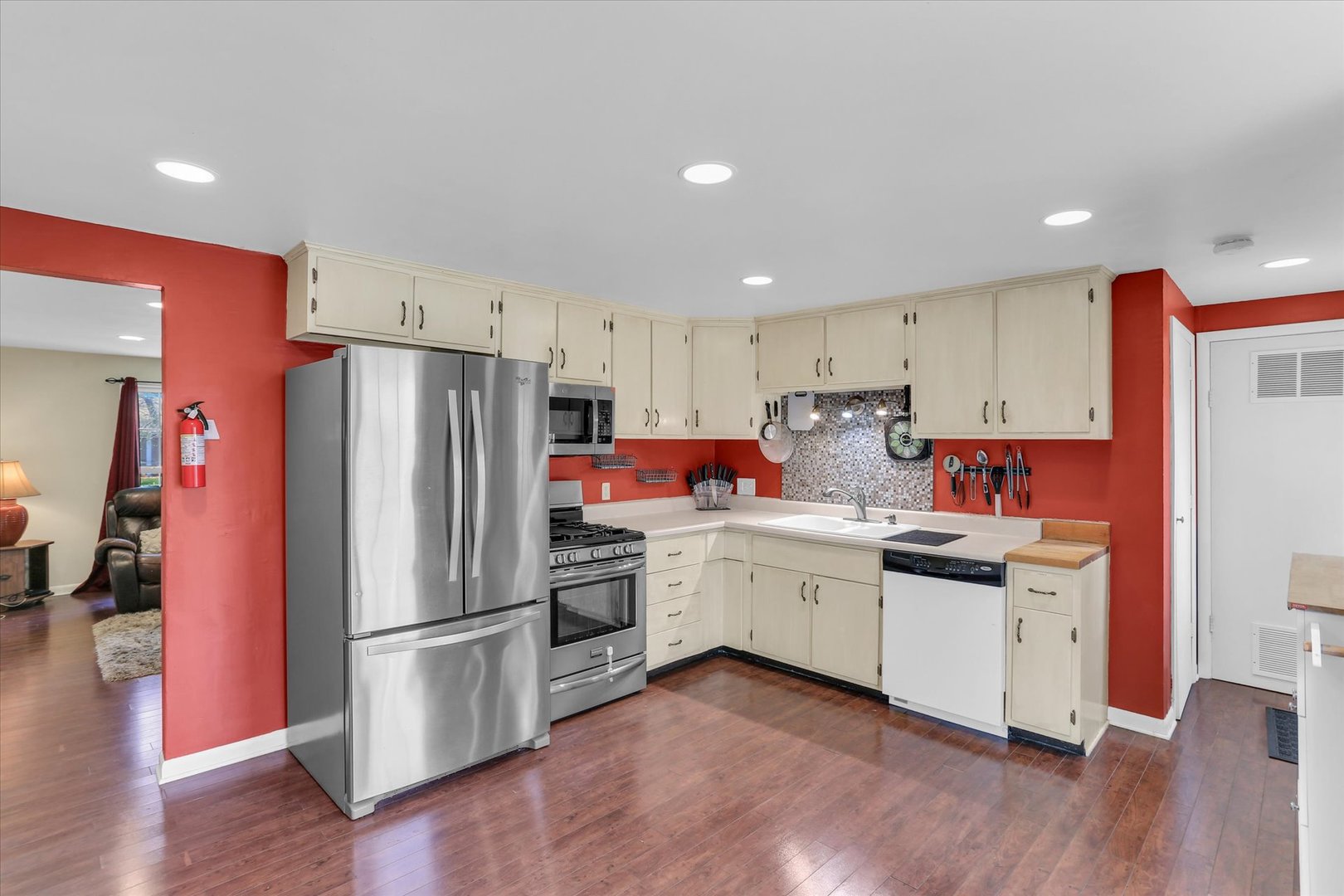 1510 Rutledge Drive Urbana, IL 61802 - Photo 9 of 27 Gallery Image 9