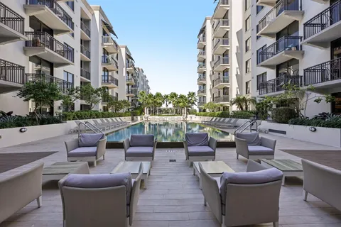 $560,000 | 301 Altara Avenue, Unit 620, Coral Gables, FL 33146
