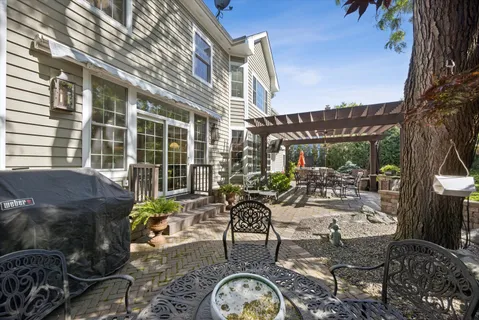 $2,050,000 | 4024 Johnson Avenue, Western Springs, IL 60558