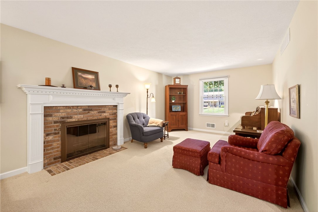 1111 Everwild View Webster, NY 14580 - Photo 9 of 25
