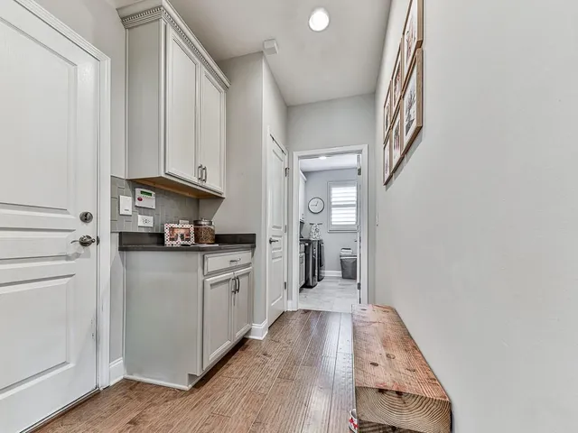 $565,000 | 422 Laurel Spring Court, Canton, GA 30114