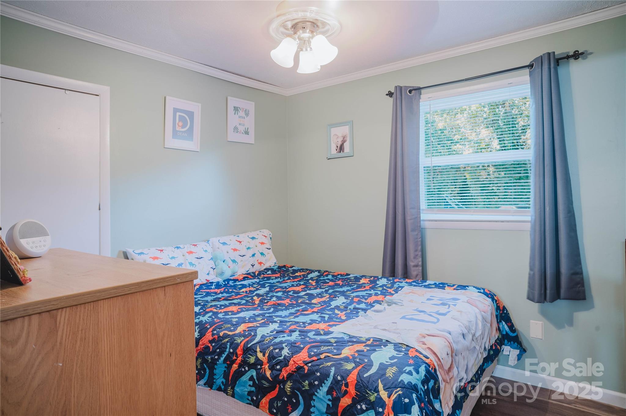 20 Ridgeway Drive Flat Rock, NC 28731 - Photo 27 of 47 a bedroom with a bed and a window