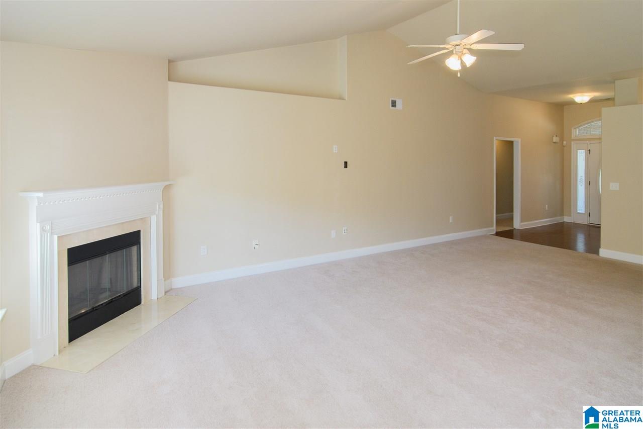 236 Cedar Meadow Alabaster, AL 35114 - Photo 9 of 37