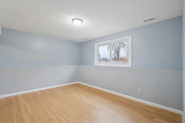 $260,000 | 802 9th Avenue Southwest, Forest Lake, MN 55025