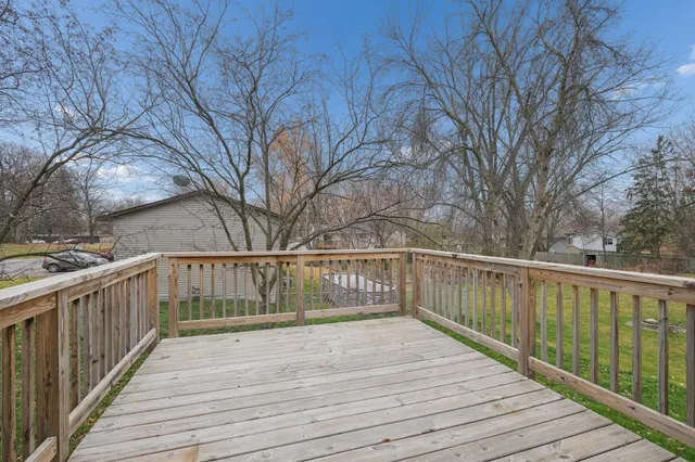 $260,000 | 802 9th Avenue Southwest, Forest Lake, MN 55025