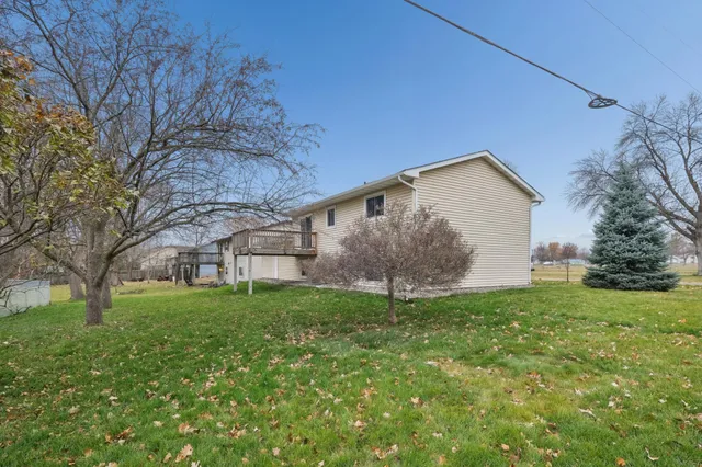 $260,000 | 802 9th Avenue Southwest, Forest Lake, MN 55025