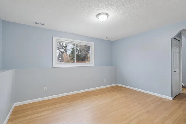 $260,000 | 802 9th Avenue Southwest, Forest Lake, MN 55025