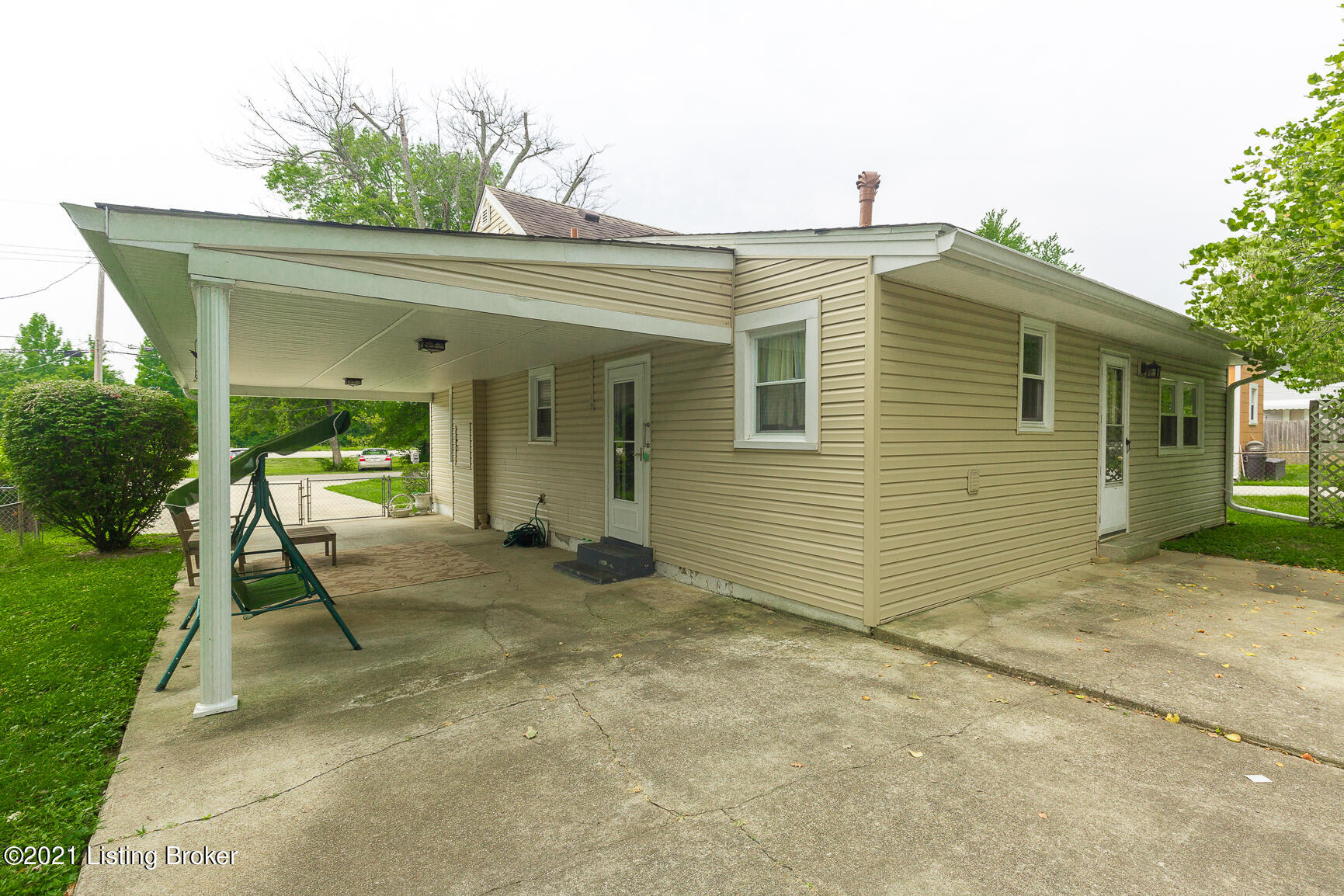 1017 Pitchford Road Louisville, KY 40219 - Photo 42 of 42 1017 Pitchford-43
