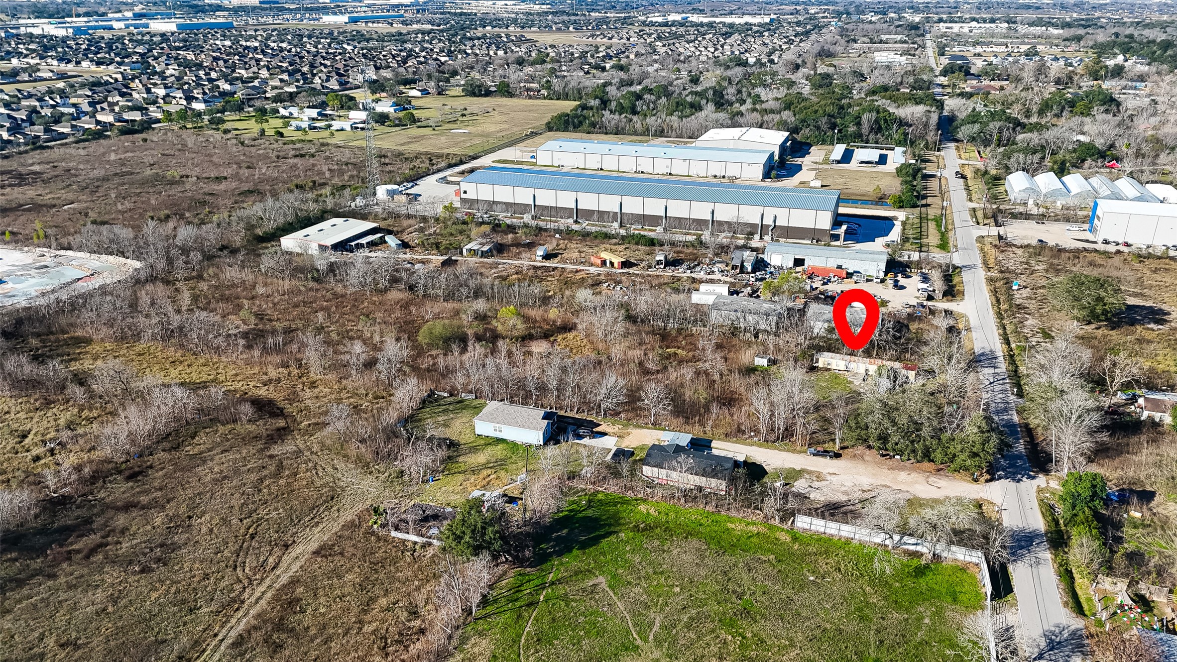 3934 Fuqua Street Houston, TX 77047 - Photo 4 of 43 a view of a city