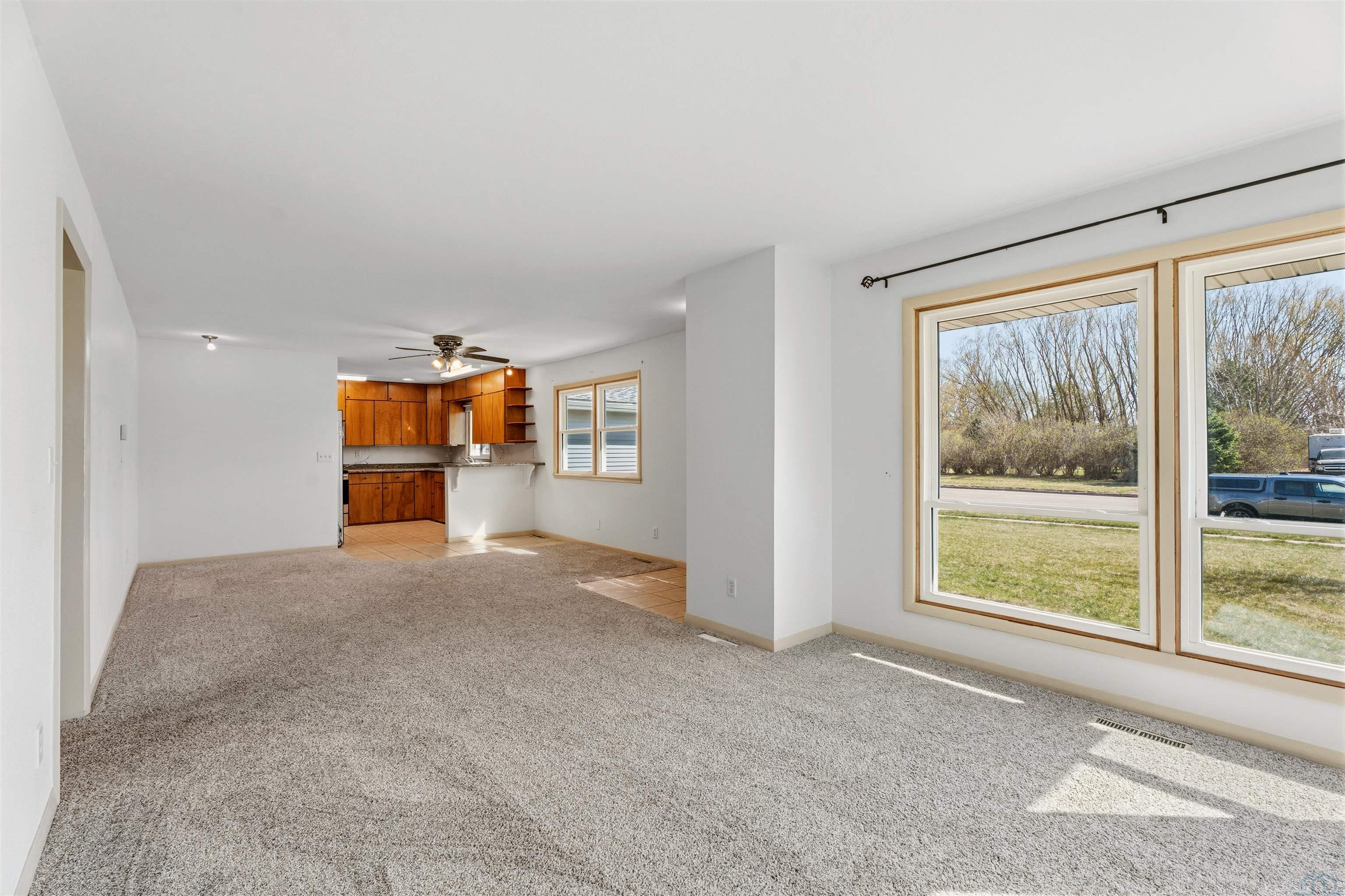 406 North Crawford Road Vermillion, SD 57069 - Photo 36 of 50 Gallery Image 36