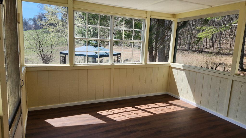 349 Kirby Lane Murphy, NC 28906 - Photo 22 of 56