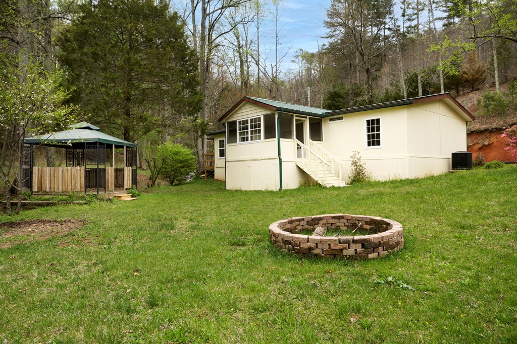 349 Kirby Lane Murphy, NC 28906 - Photo 48 of 56