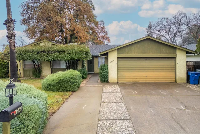 $290,000 | 1988 Shasta Pines Way, Redding, CA 96002
