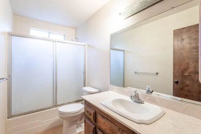 $290,000 | 1988 Shasta Pines Way, Redding, CA 96002