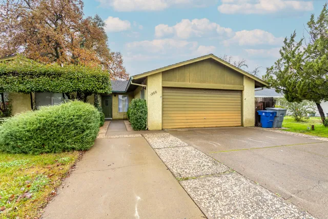 $290,000 | 1988 Shasta Pines Way, Redding, CA 96002