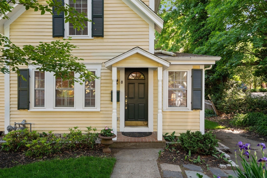 8 Avon Road Wellesley, MA 02482 - Photo 2 of 28