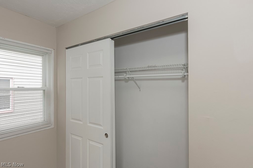 20212 Longbrook Road Warrensville Heights, OH 44128 - Photo 26 of 32