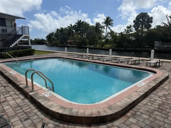 $1,550 | 1812 East Oakland Park Boulevard, Unit 33, Oakland Park, FL 33306