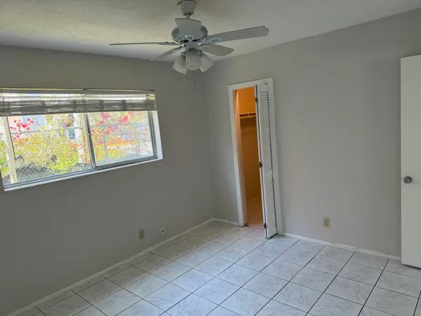 $1,550 | 1812 East Oakland Park Boulevard, Unit 33, Oakland Park, FL 33306