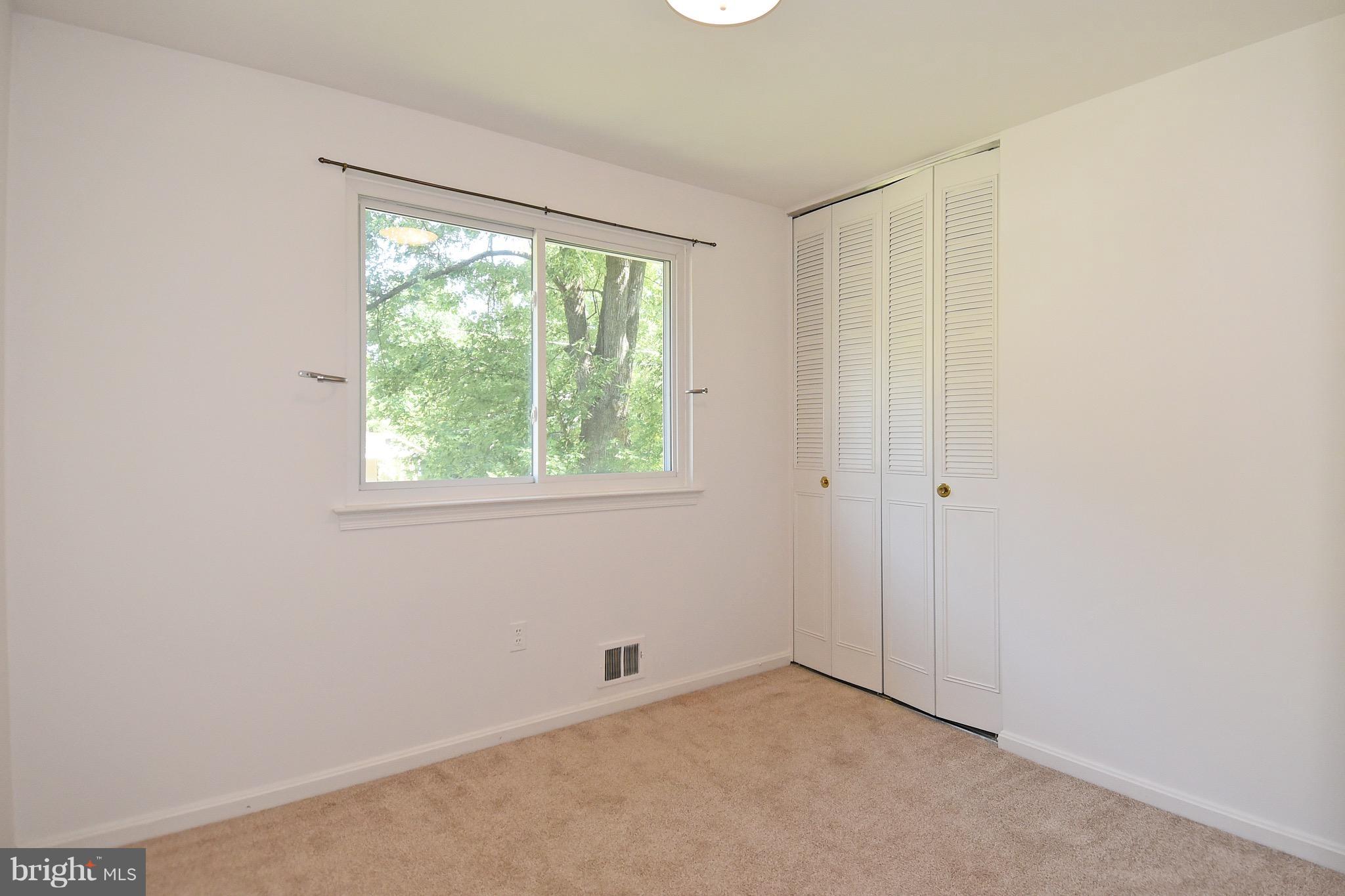 8205 Springfield Village Drive Springfield, VA 22152 - Photo 14 of 30 Bedroom