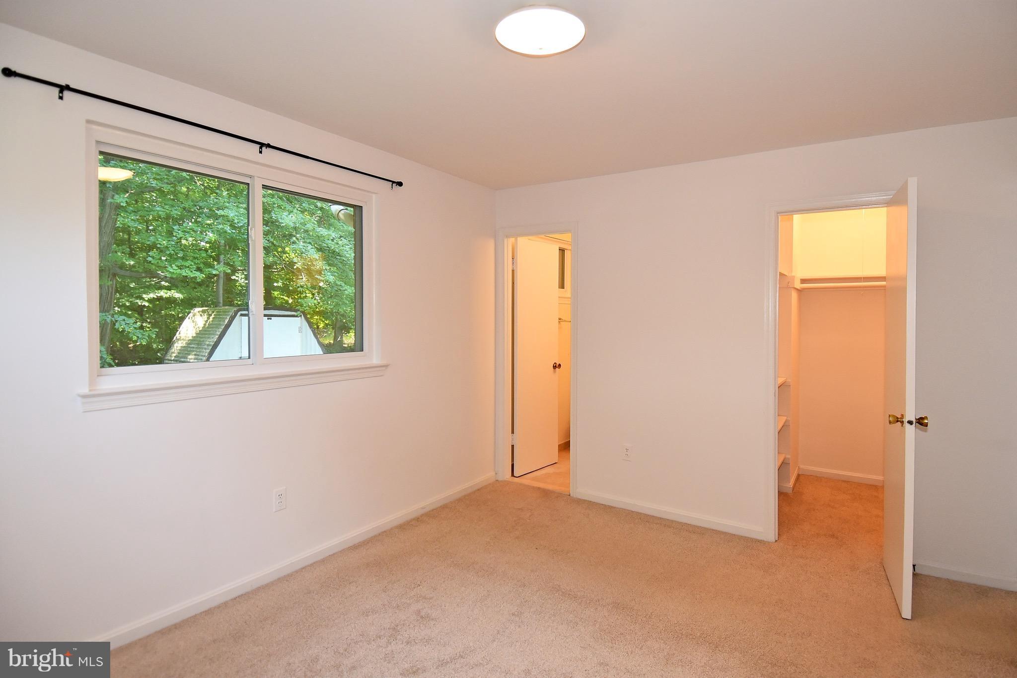 8205 Springfield Village Drive Springfield, VA 22152 - Photo 17 of 30 Bedroom (Master)