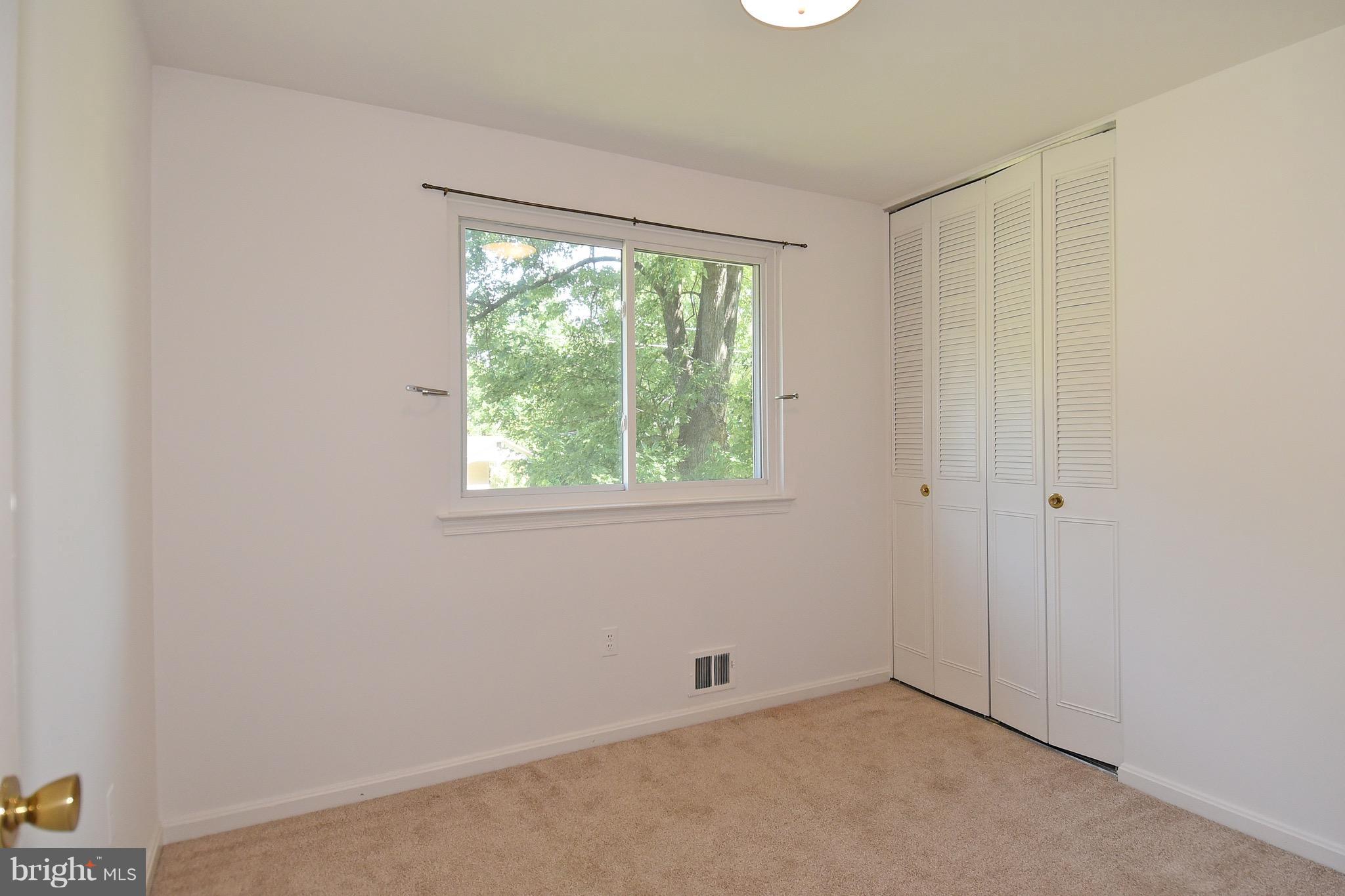 8205 Springfield Village Drive Springfield, VA 22152 - Photo 20 of 30 Bedroom