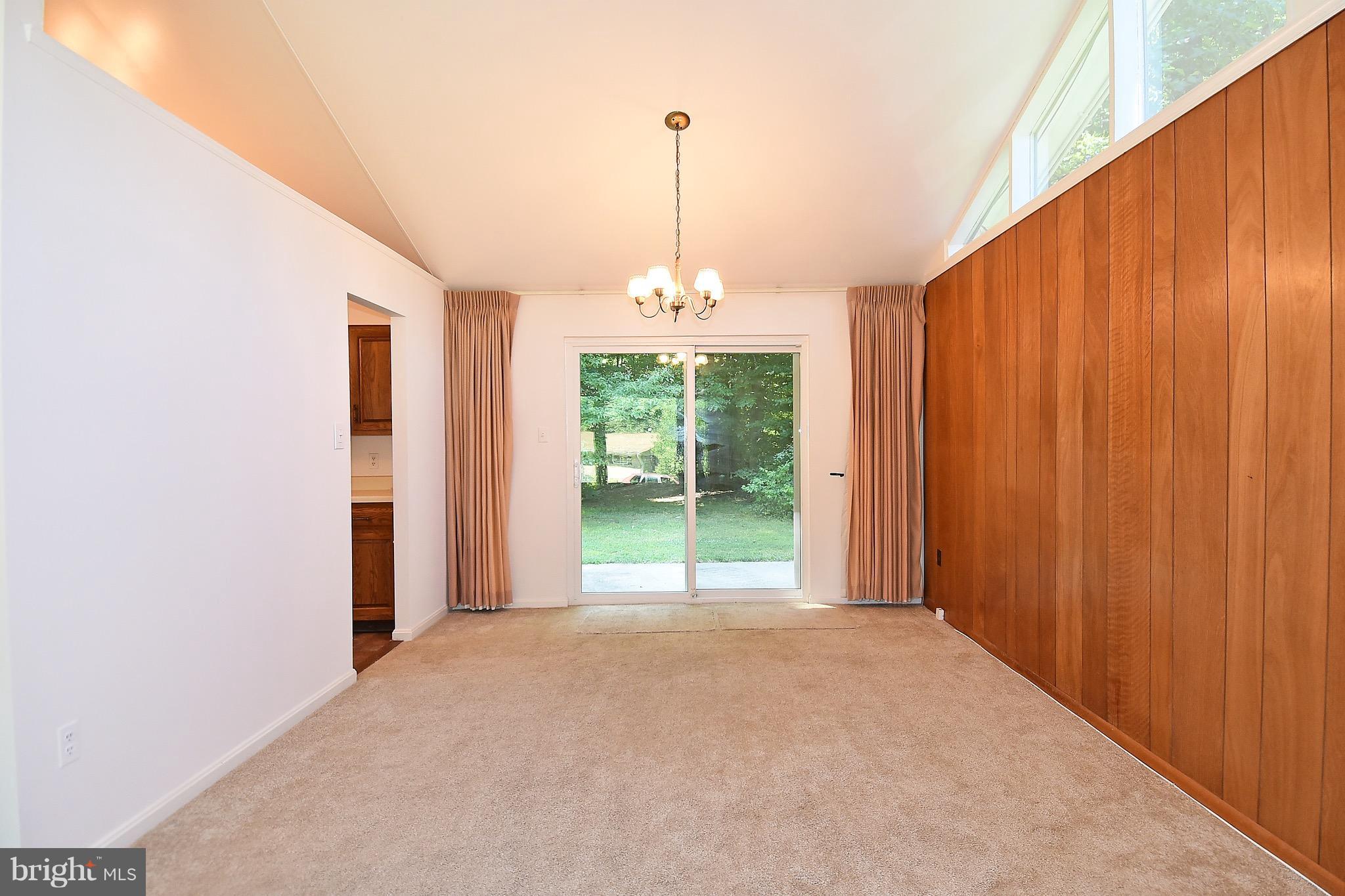 8205 Springfield Village Drive Springfield, VA 22152 - Photo 8 of 30 Dining Room