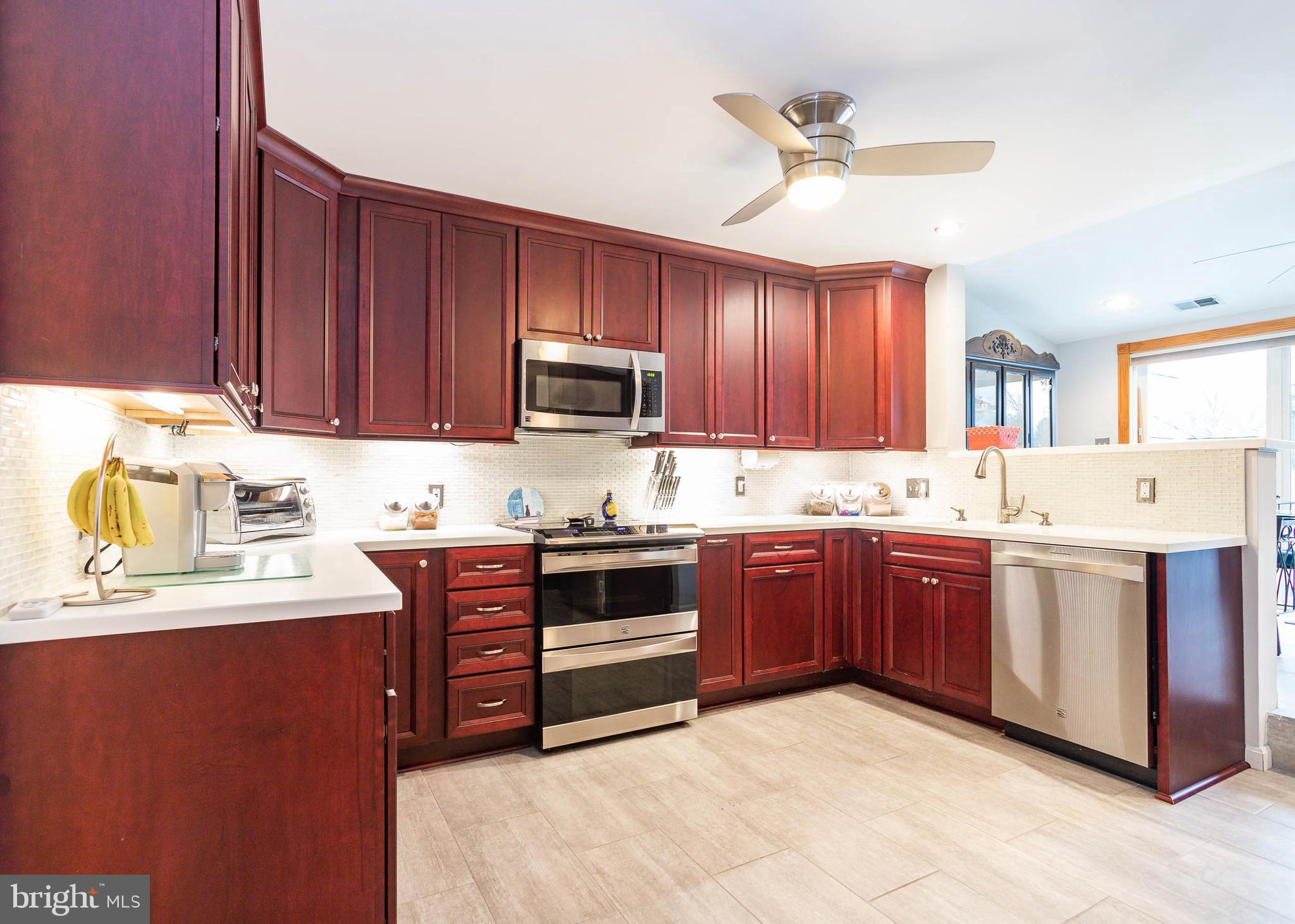 4037 High Point Road Ellicott City, MD 21042 - Photo 12 of 64 Kitchen