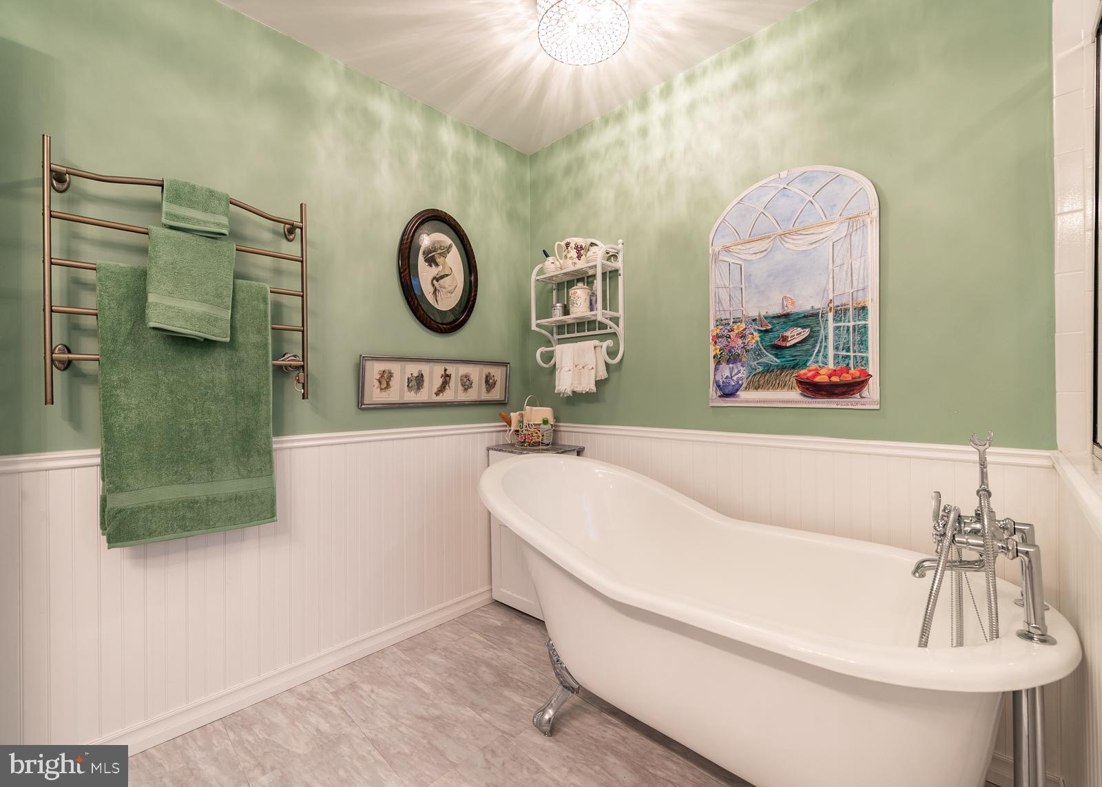 4037 High Point Road Ellicott City, MD 21042 - Photo 29 of 64 Master Bath