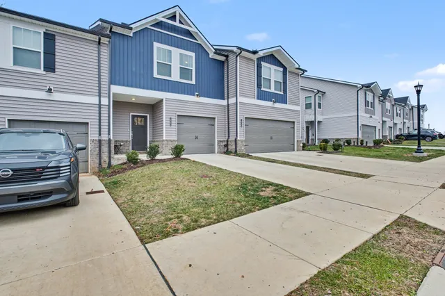 $2,100 | 1682 Denali Drive, Lebanon, TN 37087
