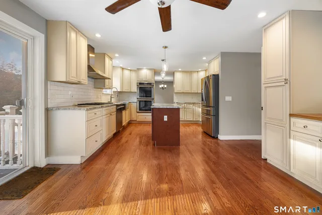 $575,000 | 21 Derek Lane, Windsor, CT 06095