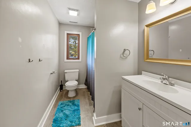 $575,000 | 21 Derek Lane, Windsor, CT 06095