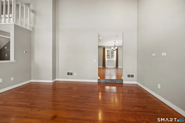 $575,000 | 21 Derek Lane, Windsor, CT 06095