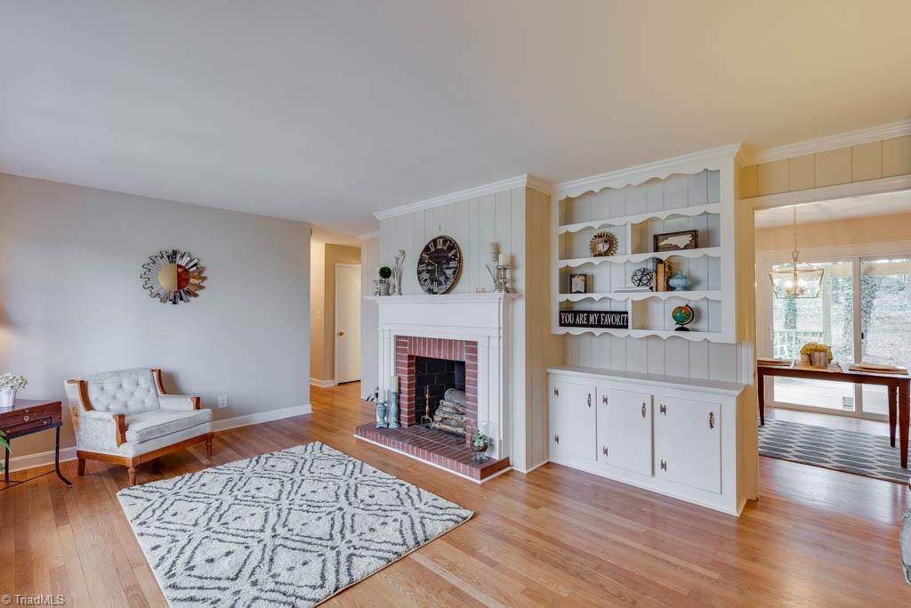 406 Kyle Road Winston-Salem, NC 27104 - Photo 3 of 30 Gallery Image 3