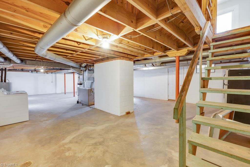 406 Kyle Road Winston-Salem, NC 27104 - Photo 24 of 30 Gallery Image 24