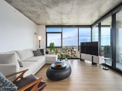 $6,710 | 225 North Elizabeth Street, Unit 2502, Chicago, IL 60607