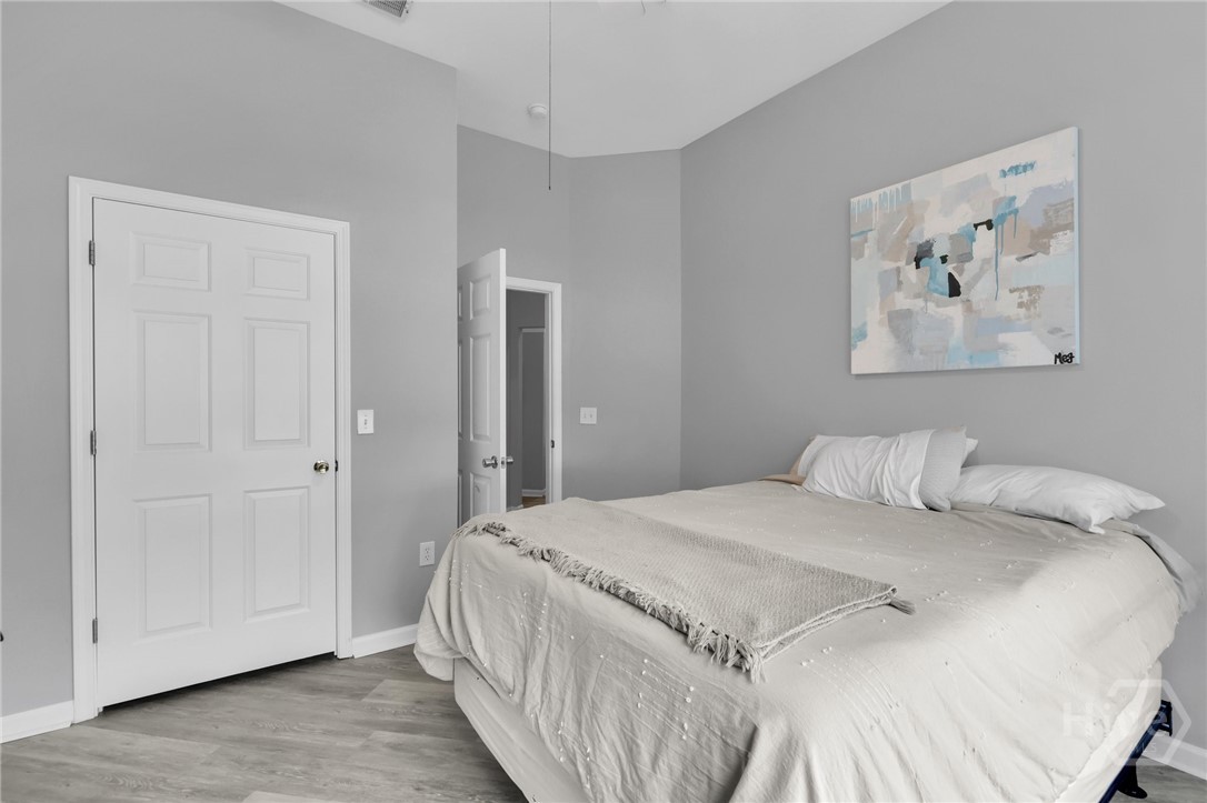 1733 Whitemarsh Way Savannah, GA 31410 - Photo 11 of 24