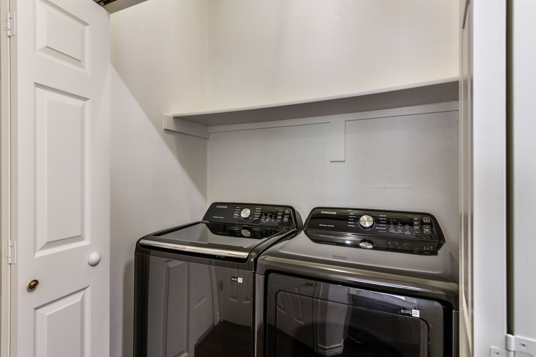 8708 Weiser Drive, Unit B Austin, TX 78729 - Photo 13 of 30