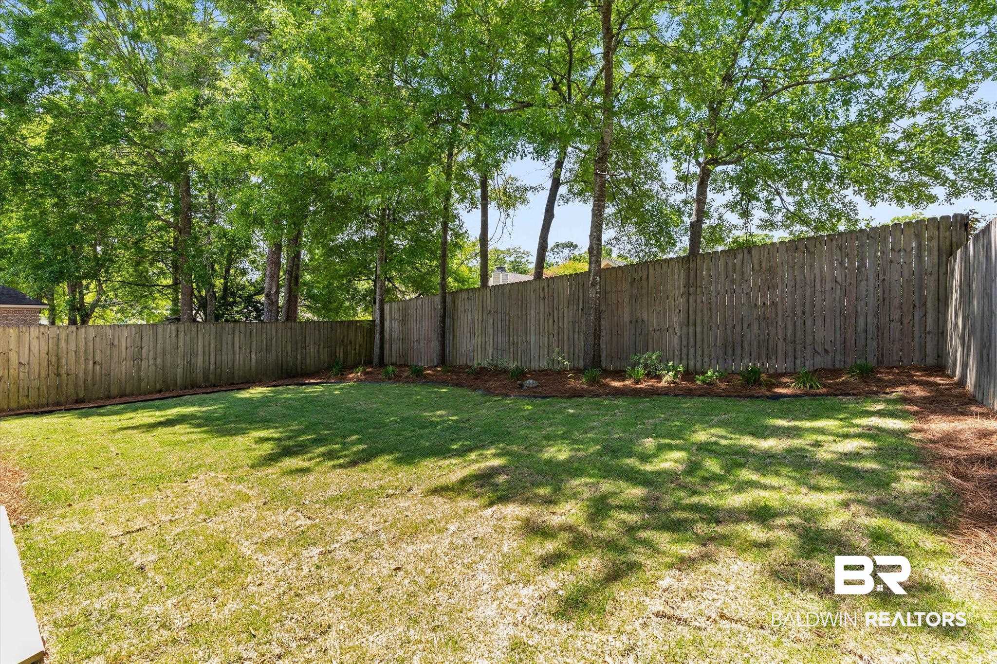 1052 Linlen Avenue Mobile, AL 36609 - Photo 19 of 22 View of fenced backyard