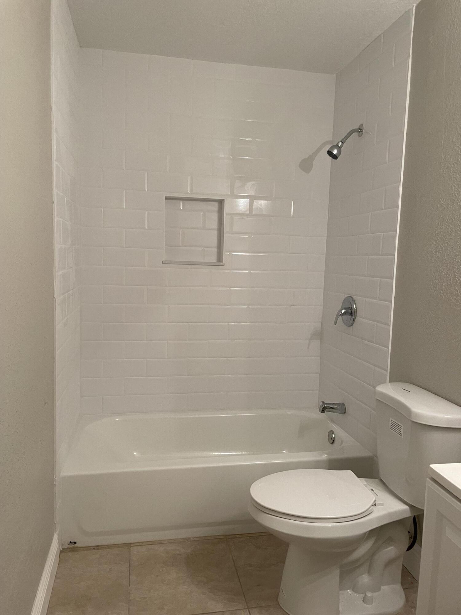 5004 Killarney Avenue, Unit A Fort Pierce, FL 34951 - Photo 7 of 16 IMG_5128