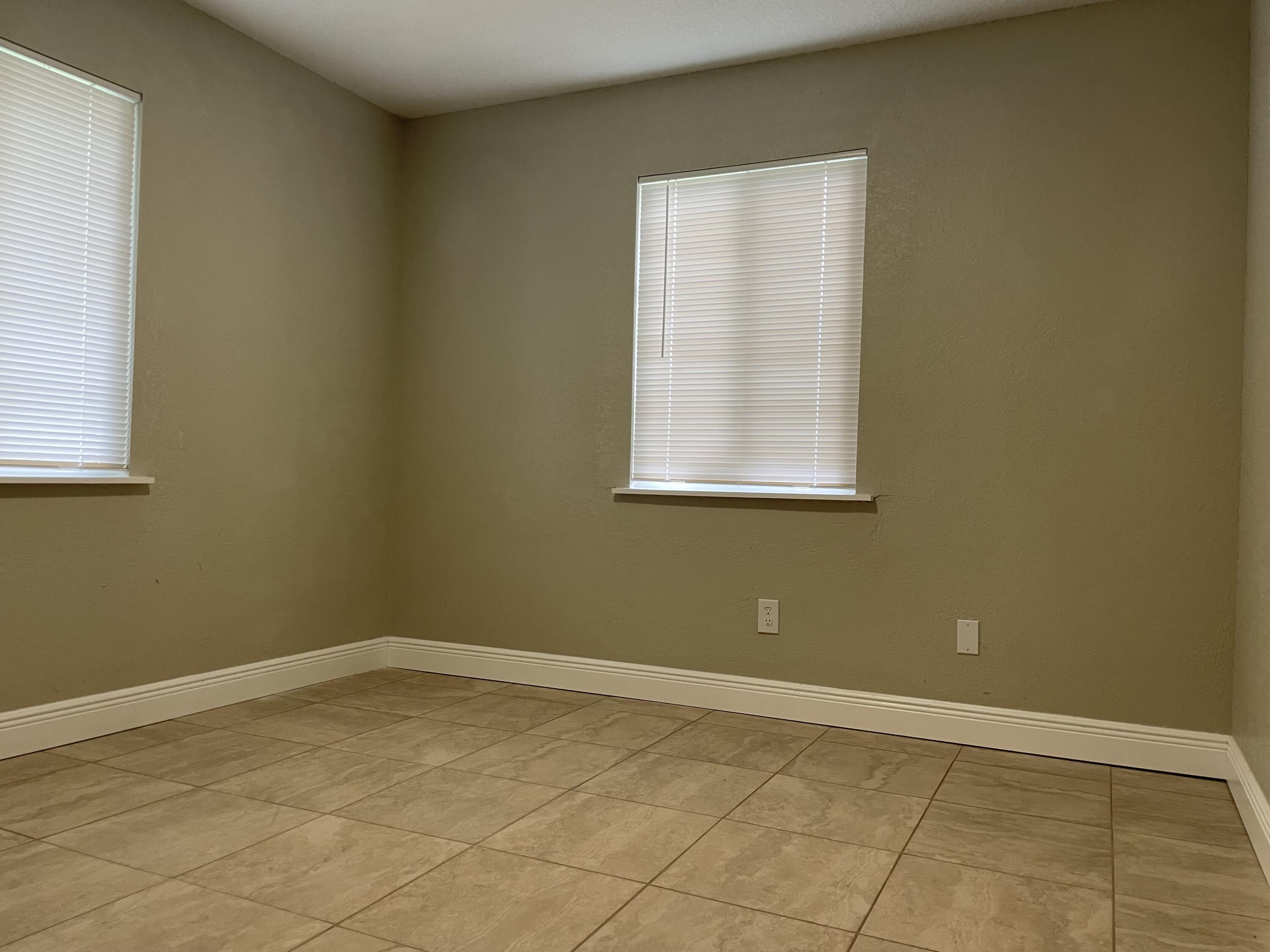 5004 Killarney Avenue, Unit A Fort Pierce, FL 34951 - Photo 10 of 16 IMG_5131