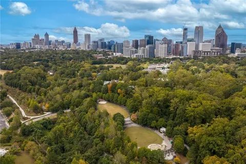 $600,000 | 805 Peachtree Street Northeast, Unit 521, Atlanta, GA 30308