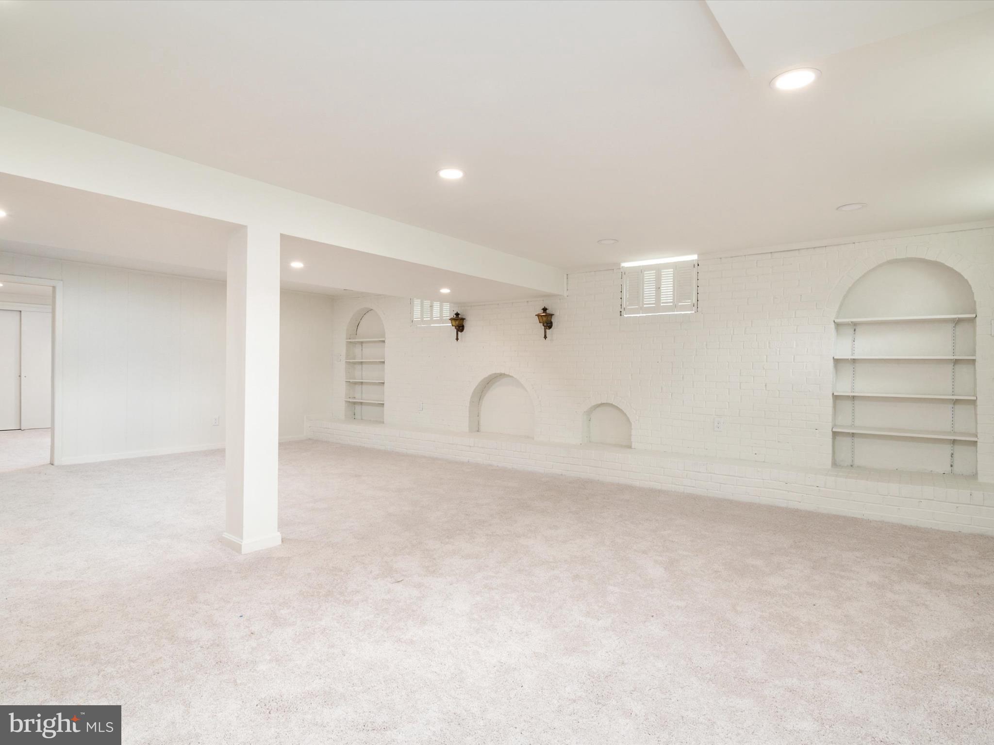 9212 Gardenia Road Baltimore, MD 21236 - Photo 28 of 44 a view of an empty room