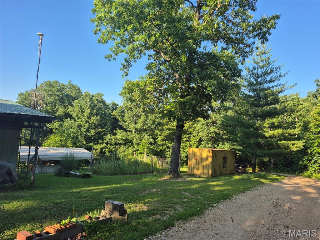 169 Clover Lane Bourbon, MO 65441 - Photo 2 of 12