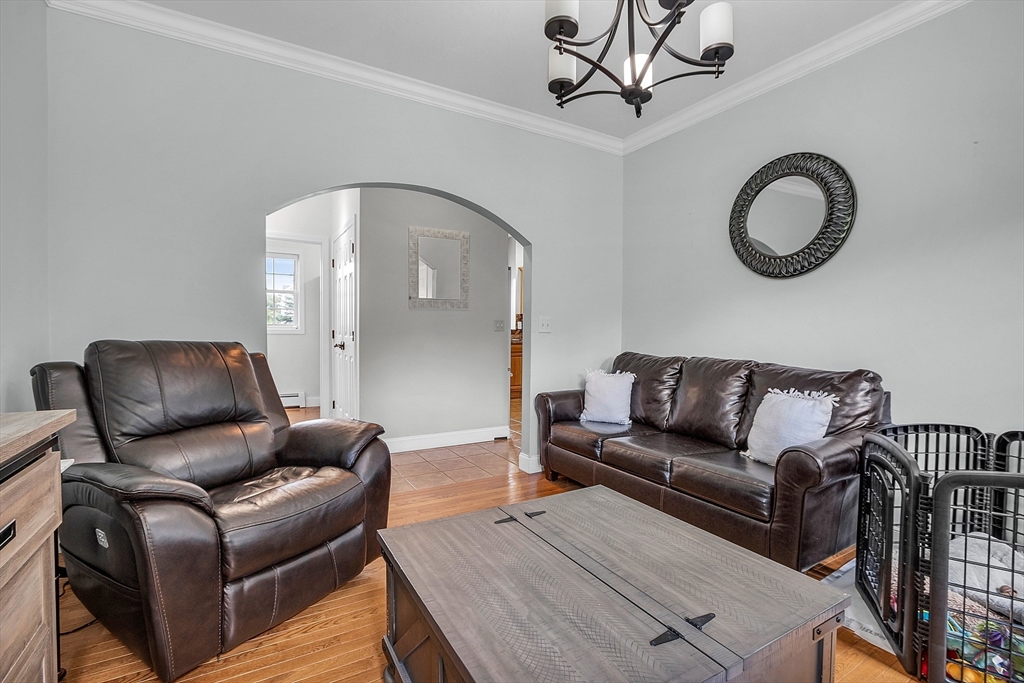 22 French Road Templeton, MA 01468 - Photo 16 of 42 a living room with furniture