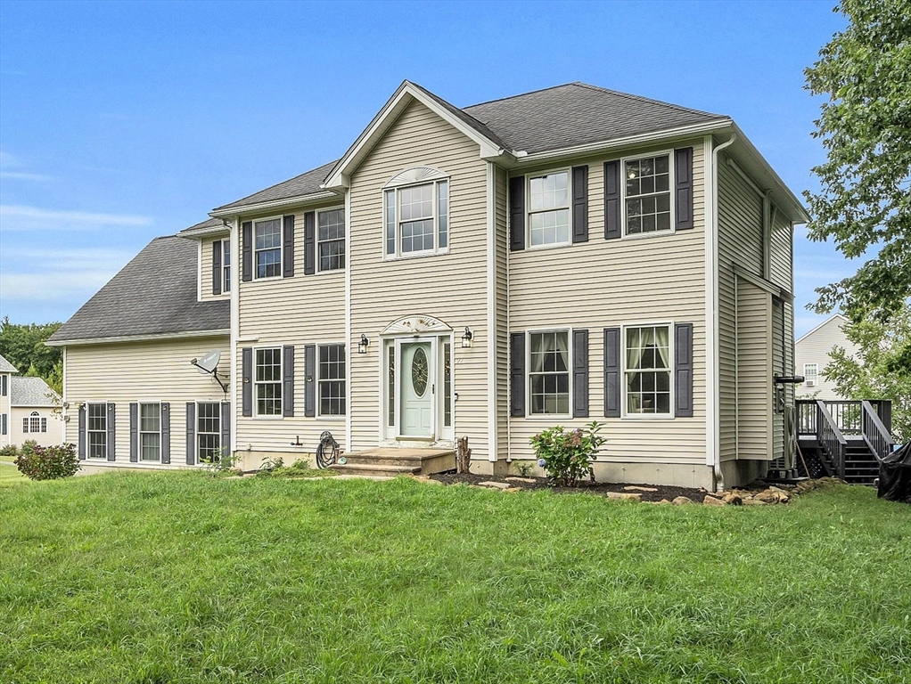 22 French Road Templeton, MA 01468 - Photo 3 of 42 a front view of a house with a yard