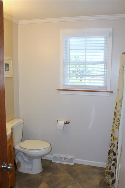 158 North Duffy Road Butler, PA 16001 - Photo 10 of 25 Gallery Image 10