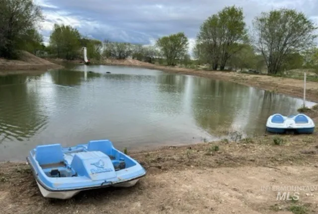 $3,715,000 | 5601 East Victory Road, Nampa, ID 83687